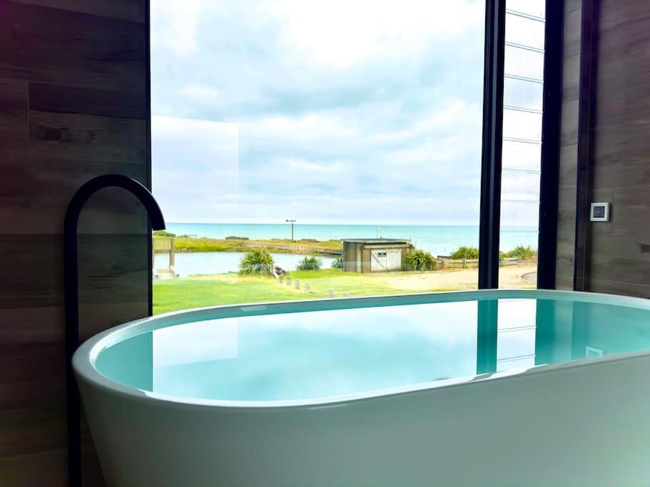Luxury Absolute Ocean View Lodge Waverley Town District Exterior foto